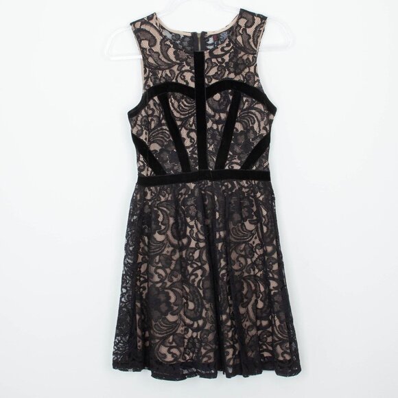 Fire Los Angeles Dresses & Skirts - Fire Los Angeles Womens Sleeveless Lace Velvet Mini Dress Size S Goth‎ Witchy